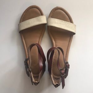 Criss cross zip up sandals